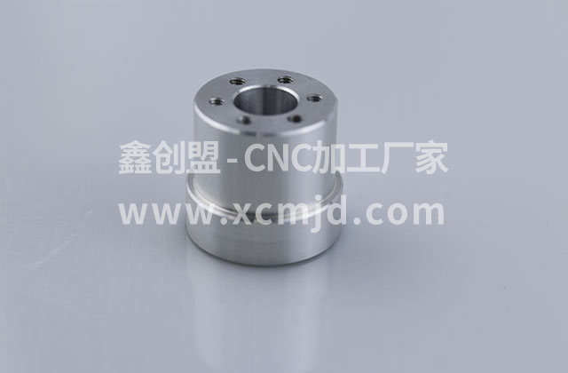 分析CNC加工精密五金零件加工中彎曲時(shí)坯件孔的位置變化問題？