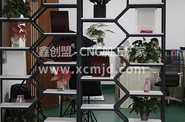 五軸加工中心自動(dòng)換刀裝置的刀庫形式有哪些